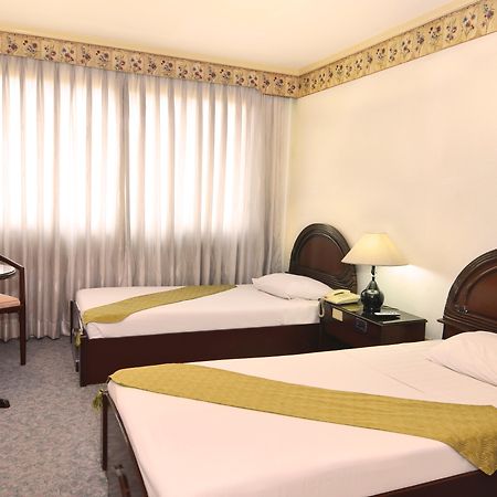 Holiday Plaza Hotel Cebu Ngoại thất bức ảnh