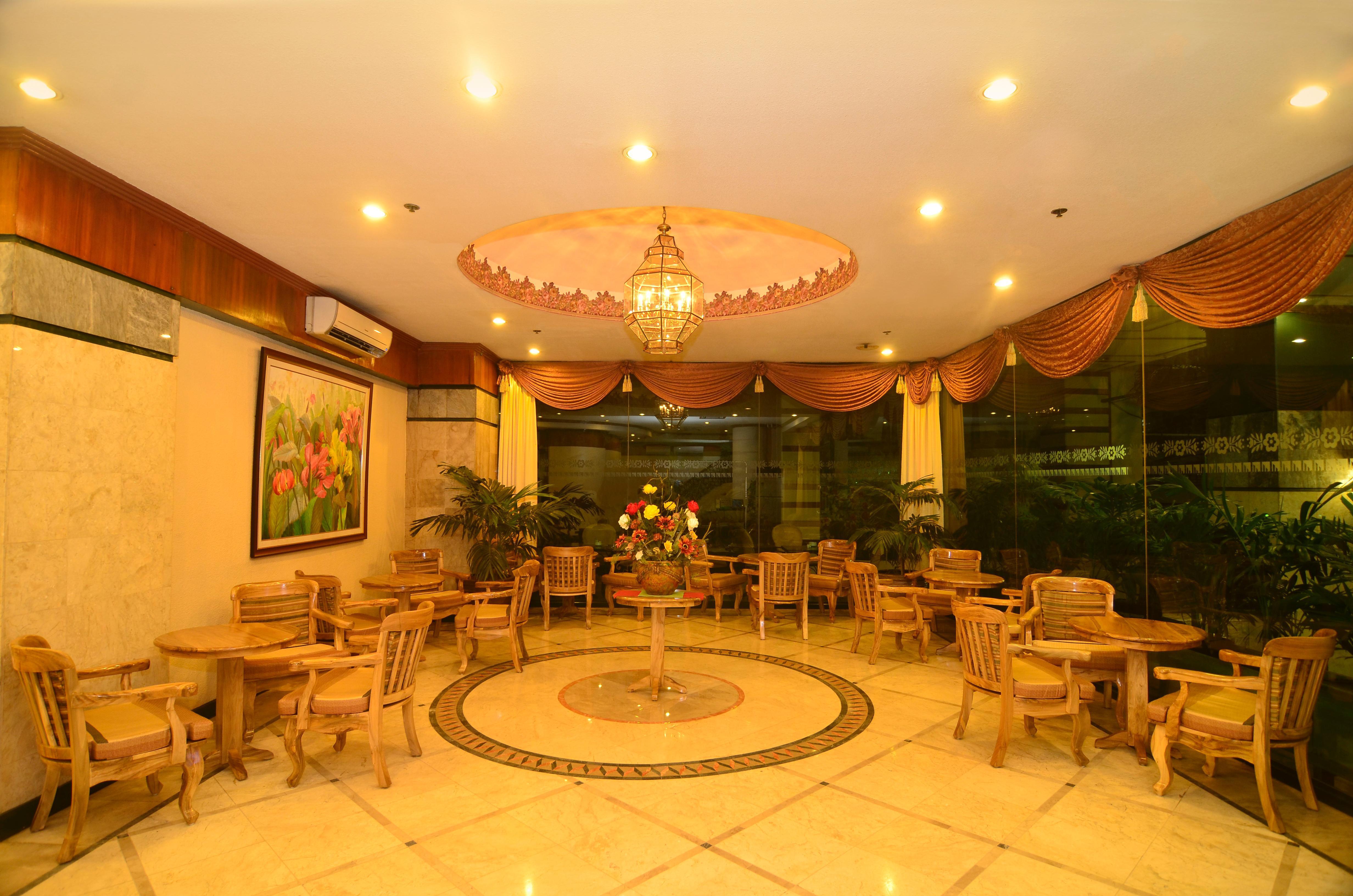 Holiday Plaza Hotel Cebu Ngoại thất bức ảnh