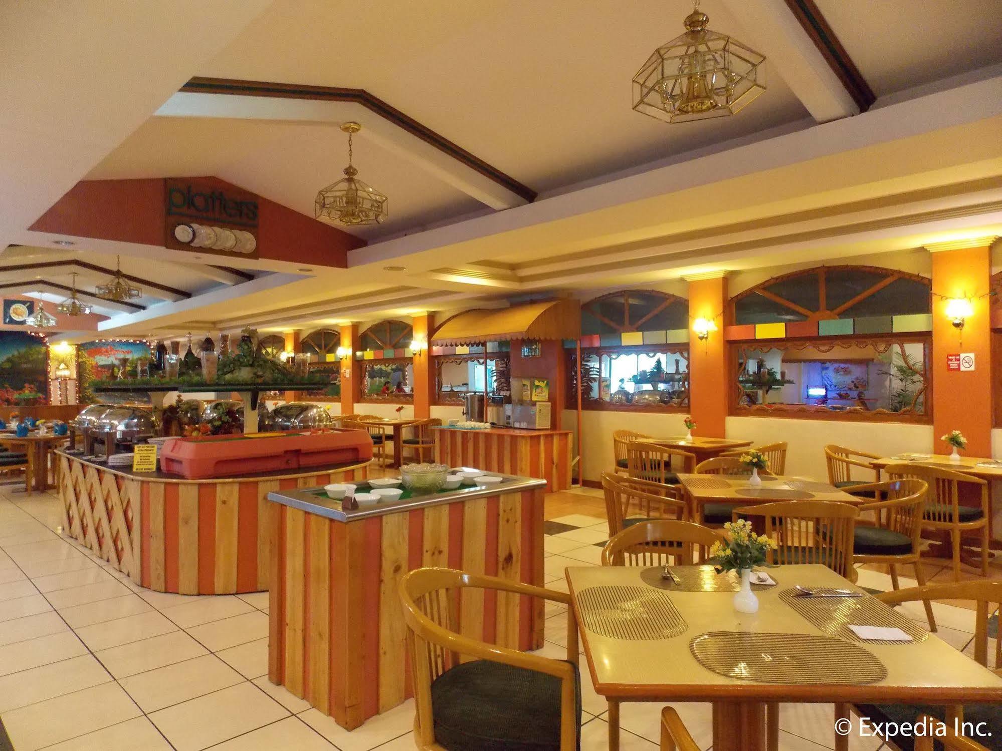 Holiday Plaza Hotel Cebu Ngoại thất bức ảnh